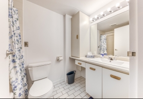 Salle de bain adaptée