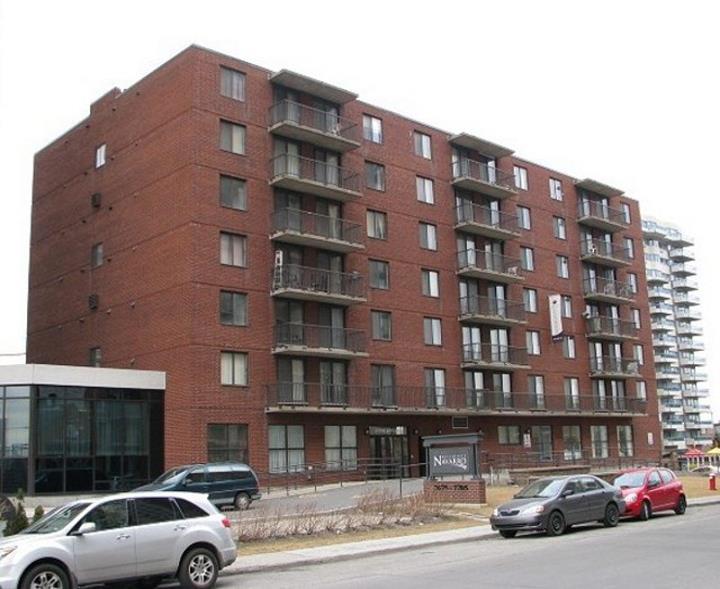Façade