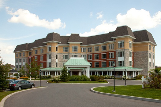 Bienvenue à la maison de vie Sunrise de Dollard-des-Ormeaux