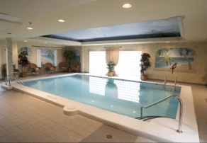 Piscine intérieure
