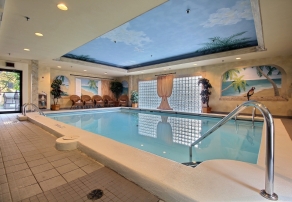 piscine intérieure