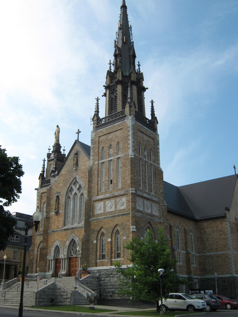 L'église à proximité