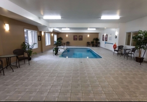 piscine intérieure