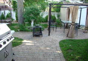 Cour extérieure aménagée