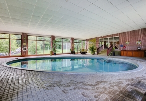 Piscine intérieure au sel - Faubourg Champêtre