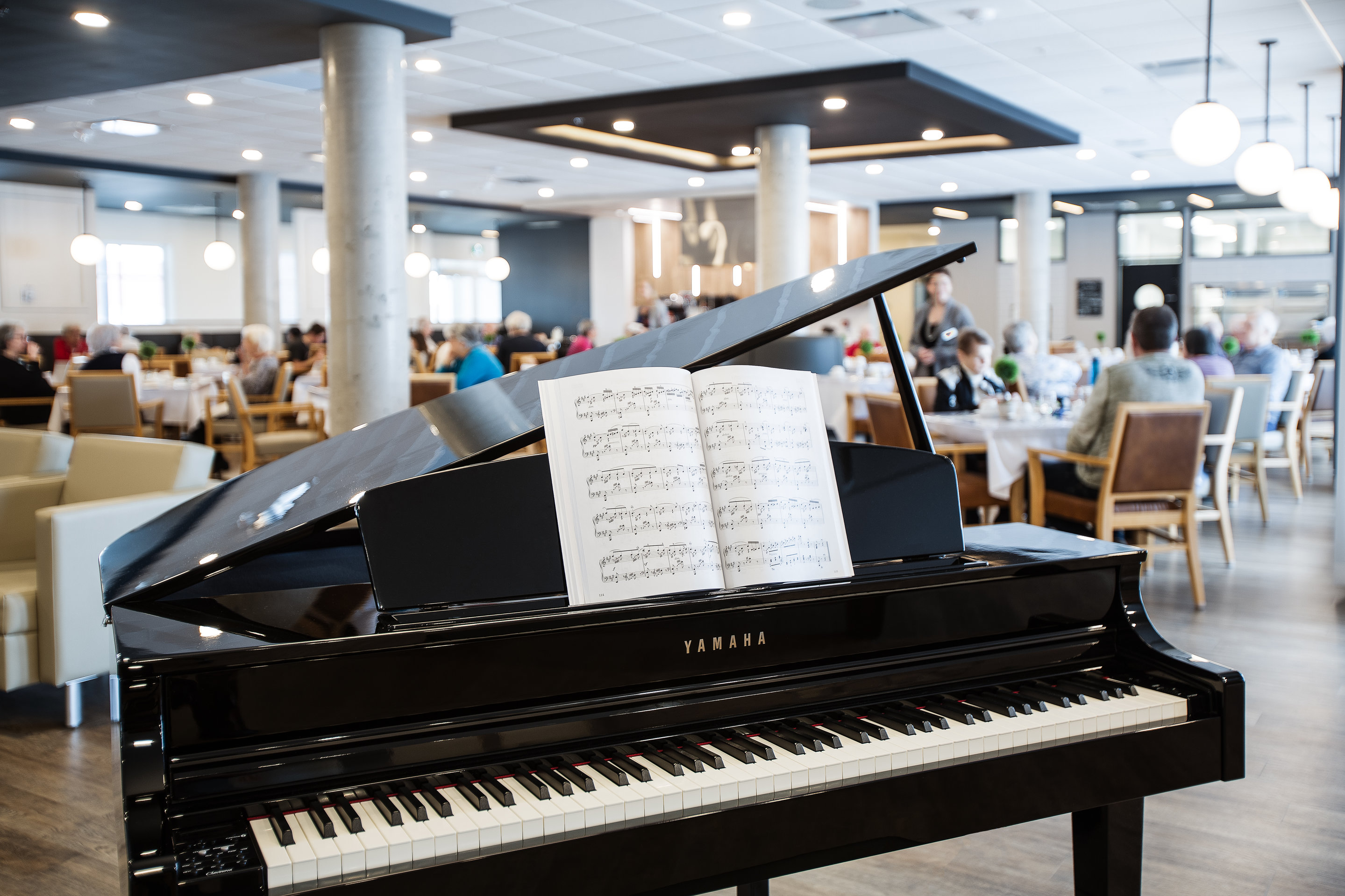 Piano et salle à manger