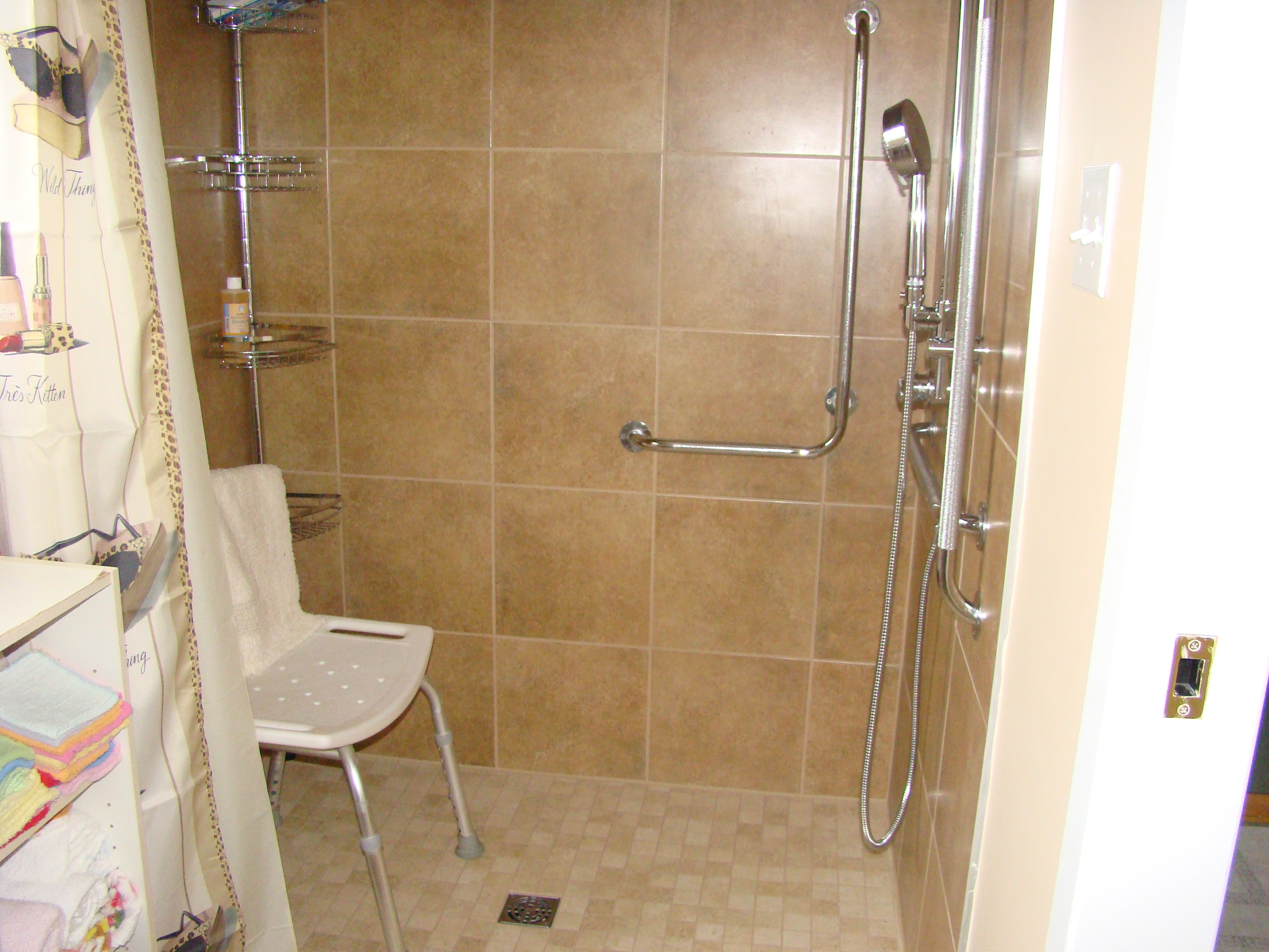 douche refait a neuf sous les conseils d'une ergotherapeutre